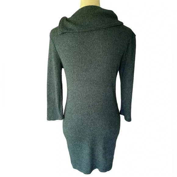 No Boundaries Women Ribbed Sweater Dress‎ in Forrest Green Color - Picture 2 of 3